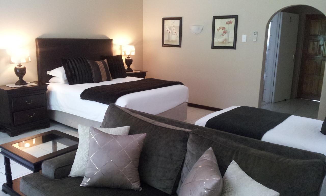 Farmhouse Lodge Newcastle Esterno foto