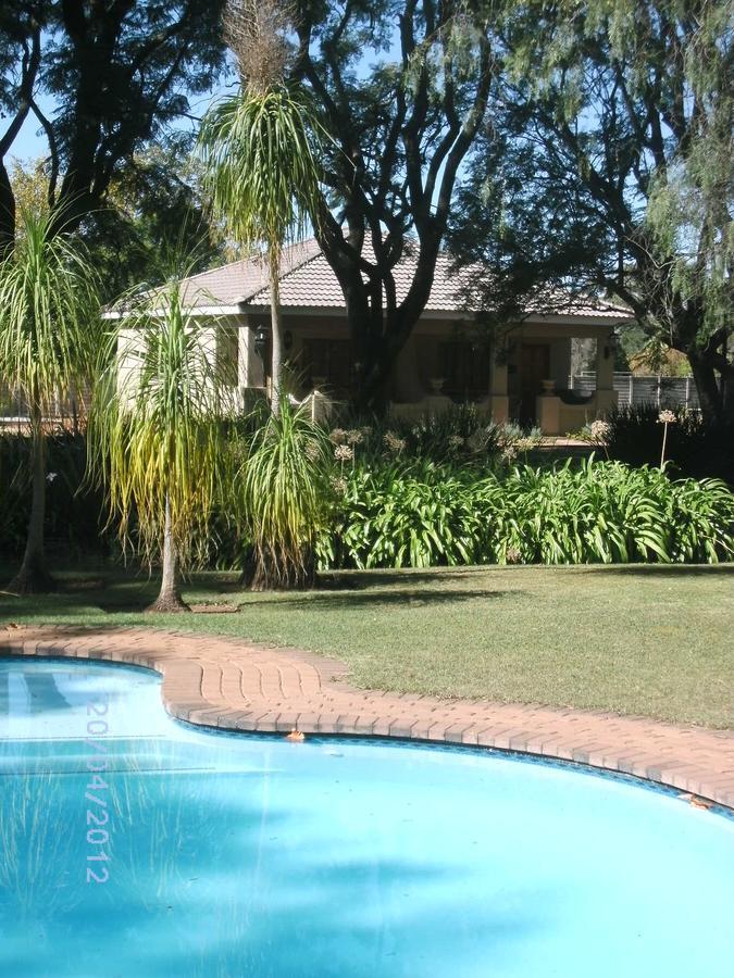 Farmhouse Lodge Newcastle Esterno foto
